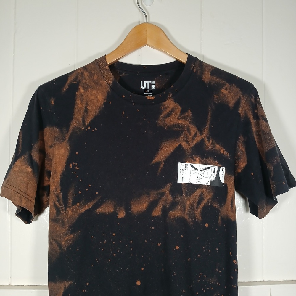 Uniqlo T-Shirt Mens Small Black Bleach Wash Dragon Ball Z Vegeta Manga Graphic